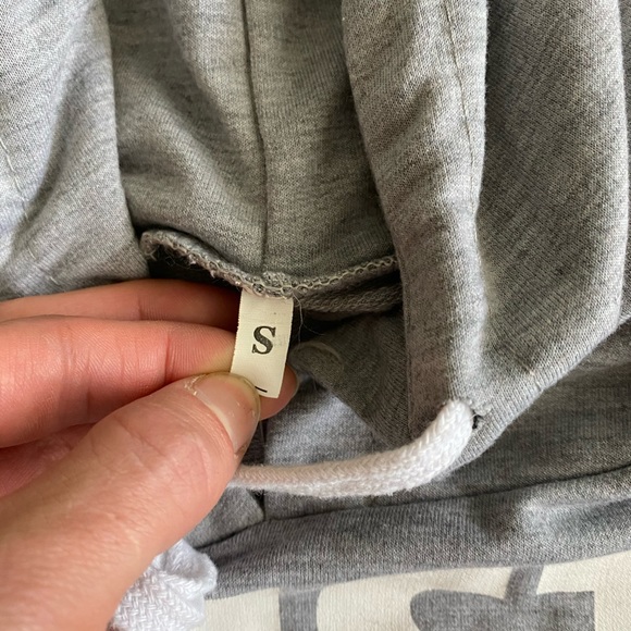 Grey crop hoodie, funny just do it later text - Picture 3 of 3